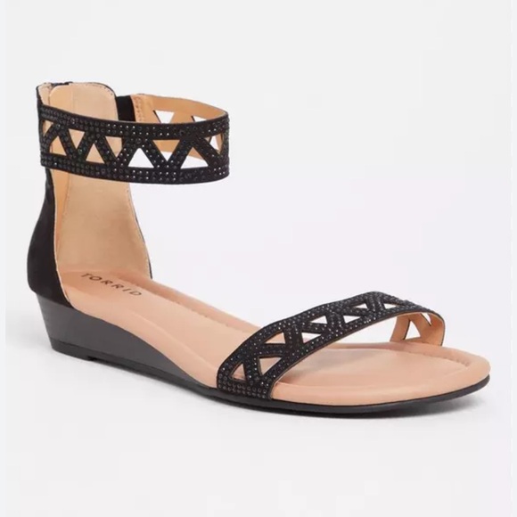 torrid Shoes - Torrid Black Geometric Strap Sandals size 11W